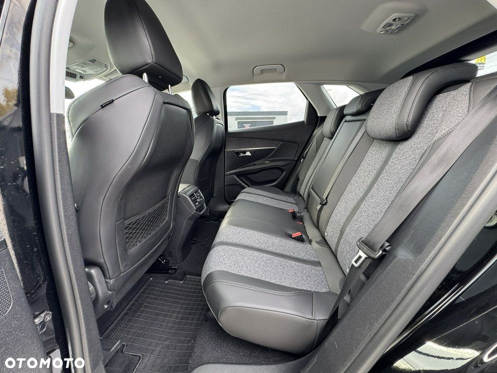 Peugeot 3008 PureTech 130 Stop & Start GPF Allure - 32