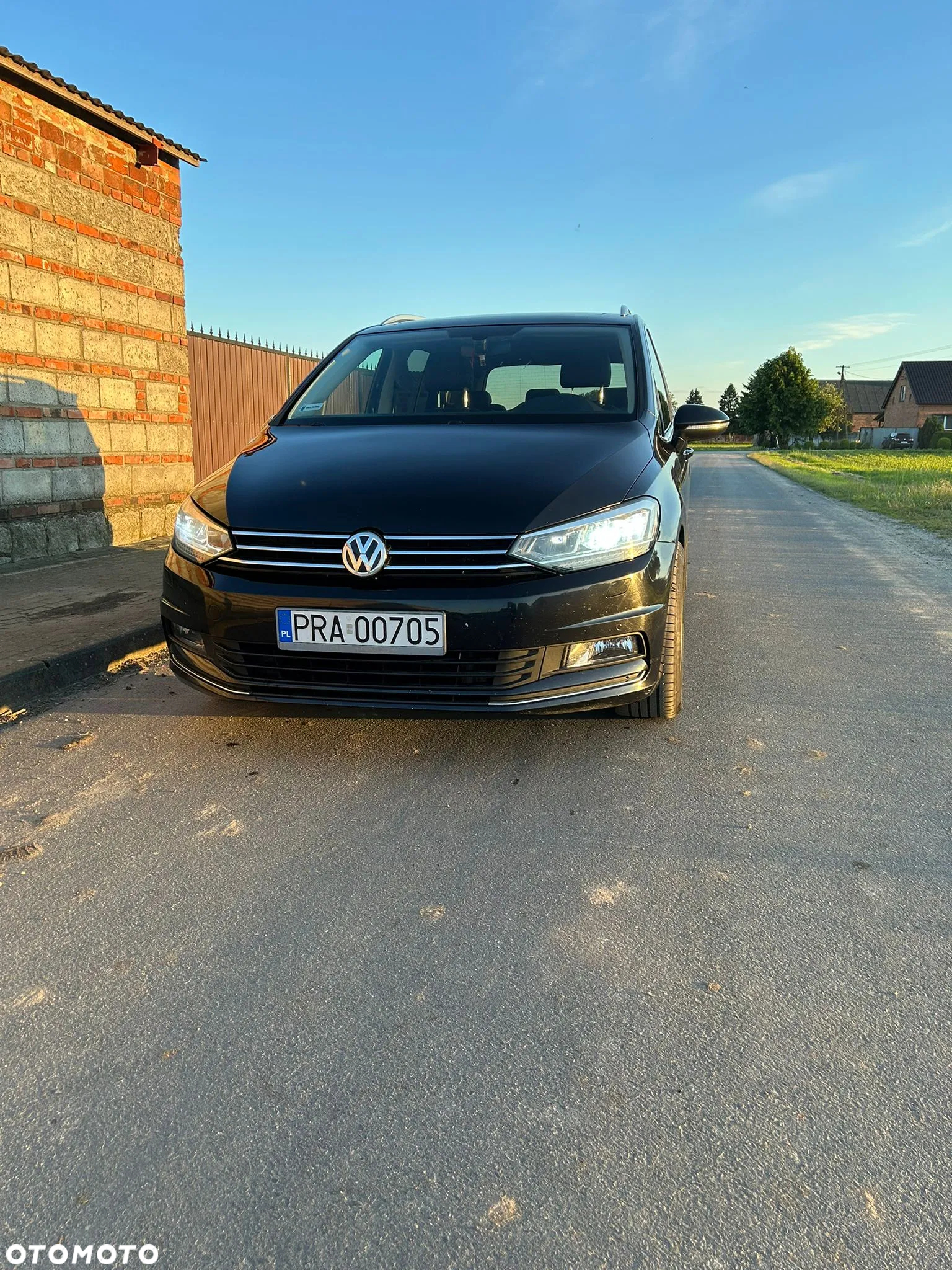 Volkswagen Touran 2.0 TDI BMT Highline DSG - 3