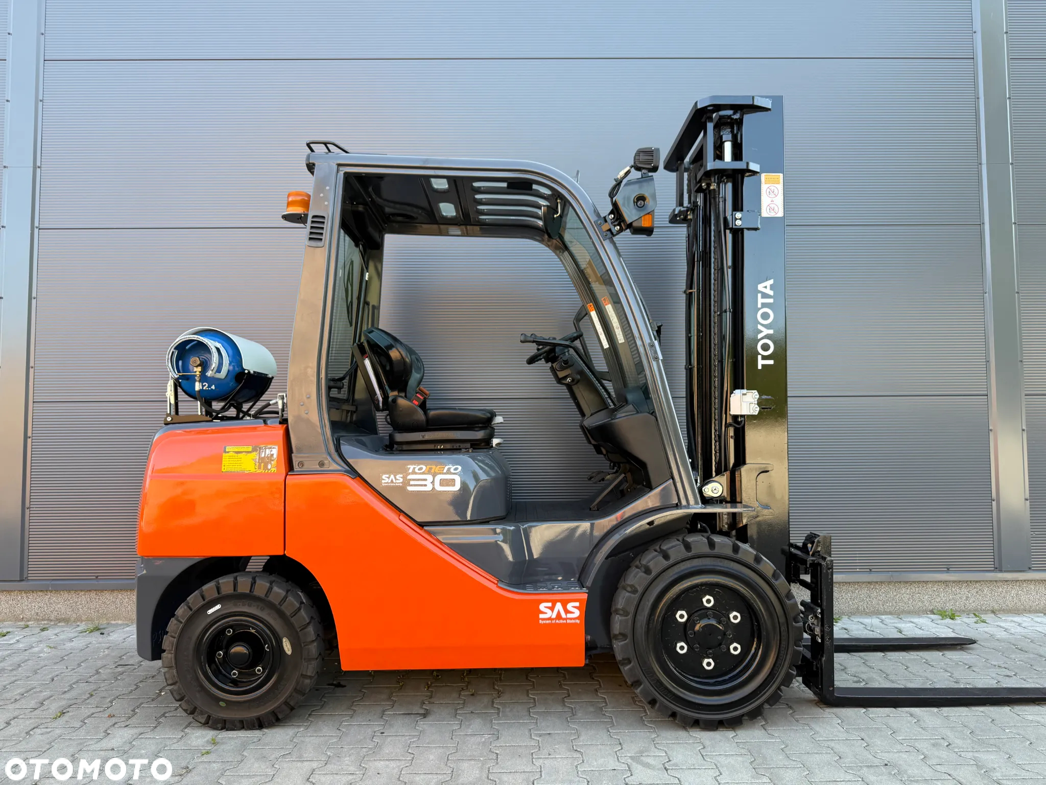 Toyota 02-8FGF30 - 2