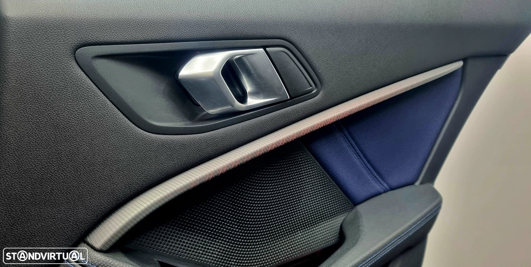 BMW 118 d Pack Desportivo M - 8