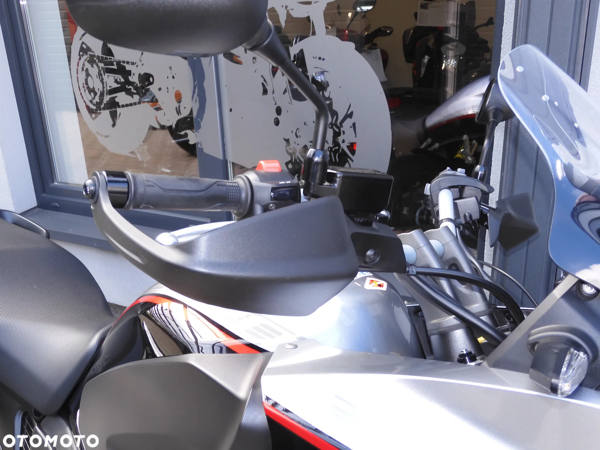 Honda VFR - 10
