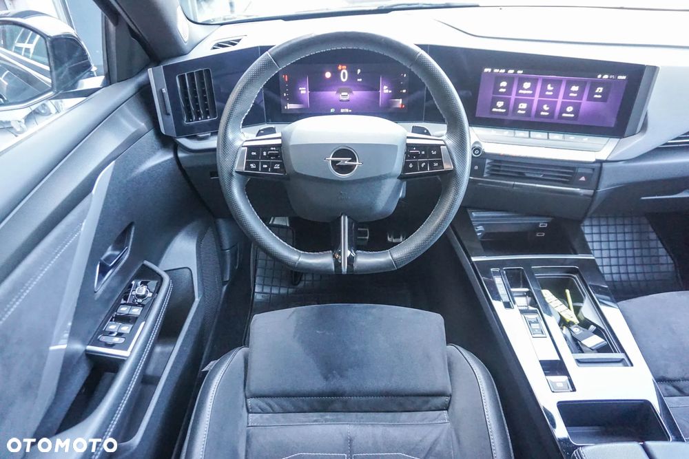 Opel Astra 1.2 T GS S&S - 38