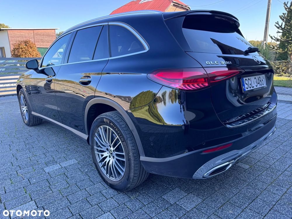 Mercedes-Benz GLC - 2