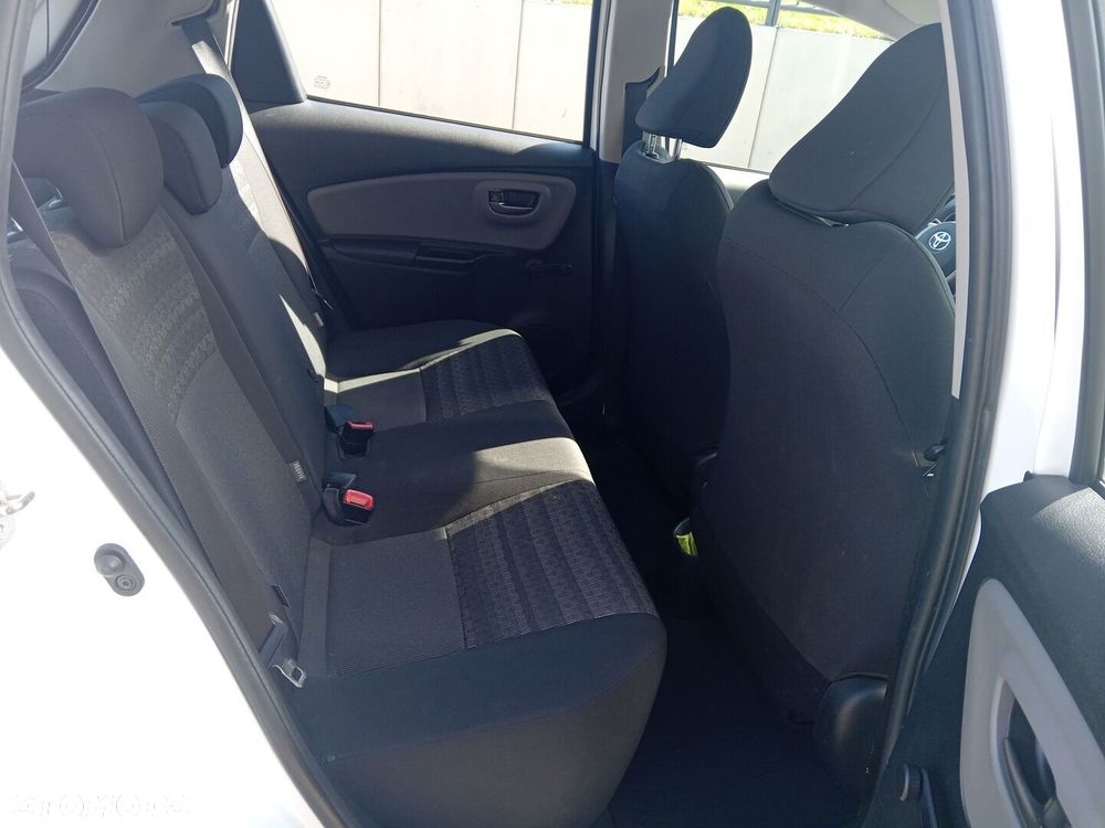 Toyota Yaris - 9