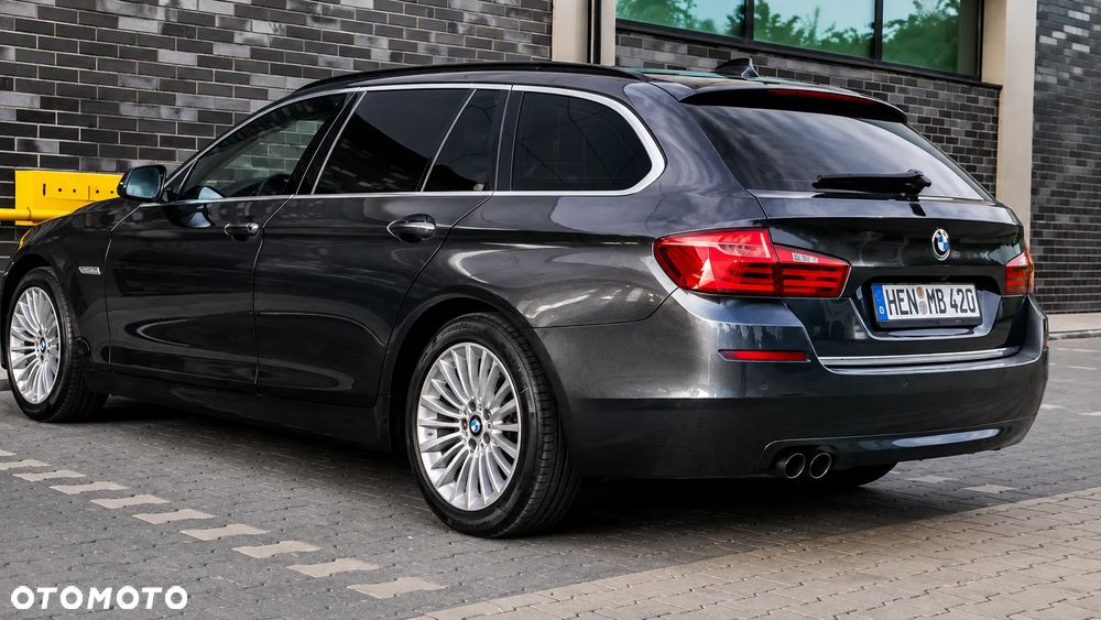 BMW Seria 5 525d Luxury Line - 15