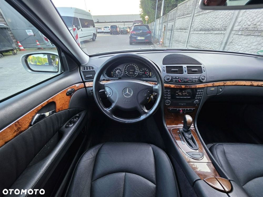 Mercedes-Benz Klasa E 200 Kompressor Automatik Elegance - 15