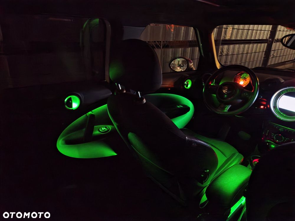 MINI Countryman Cooper D - 26