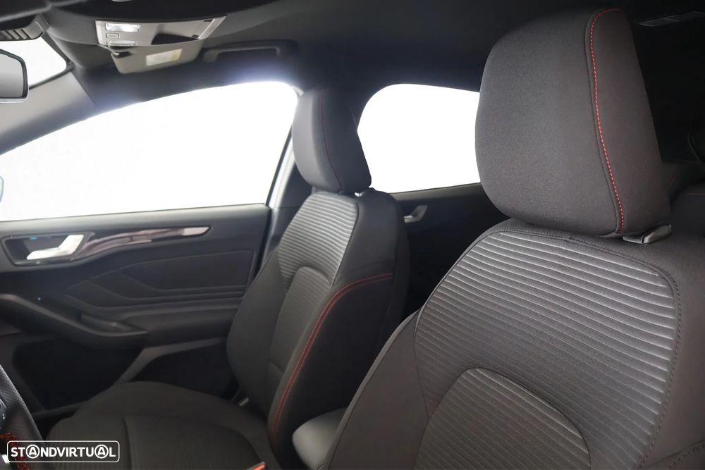 Ford Focus 1.0 EcoBoost MHEV ST-Line X Aut. - 10