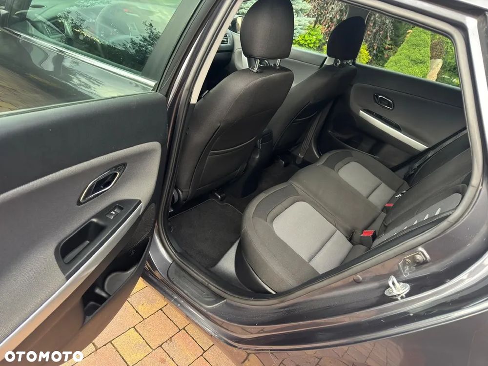 Kia Ceed - 6