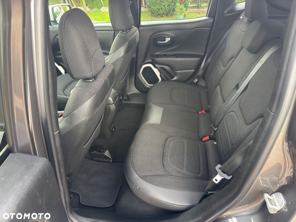 Jeep Renegade 1.4 MultiAir Limited - 21