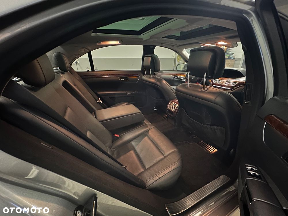 Mercedes-Benz Klasa S 500 4-Matic - 31