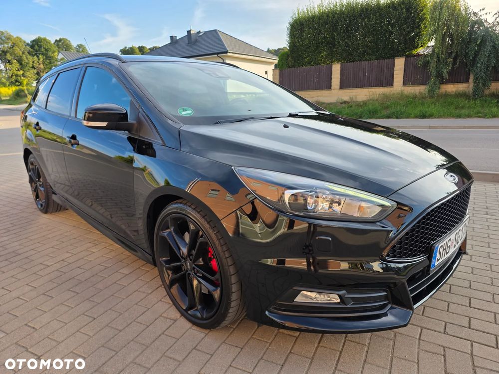 Ford Focus 2.0 TDCi ST mit Leder-Sport-Paket - 8