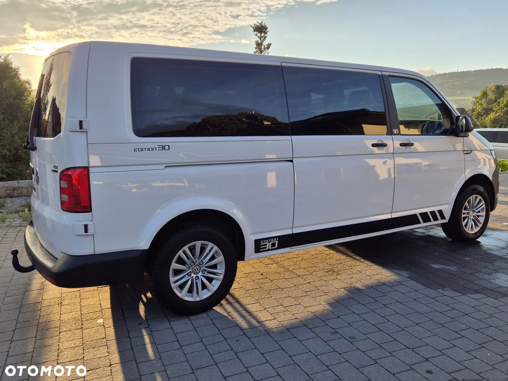 Volkswagen Caravelle 2.0 TDI L2 Trendline 4Motion - 8