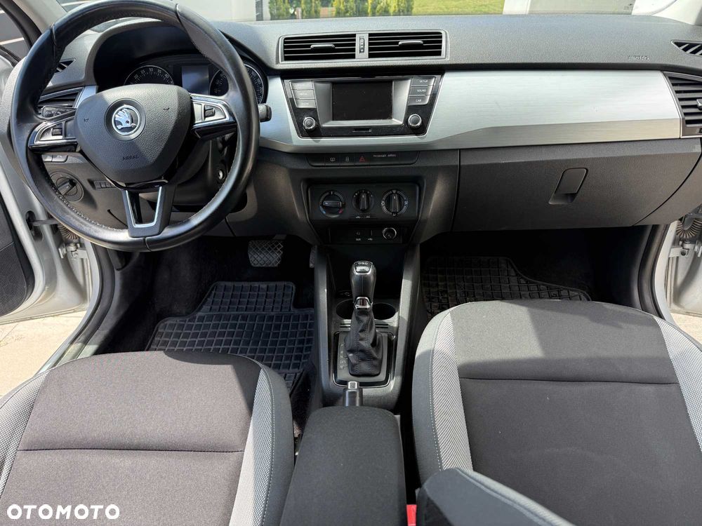 Skoda Fabia - 6