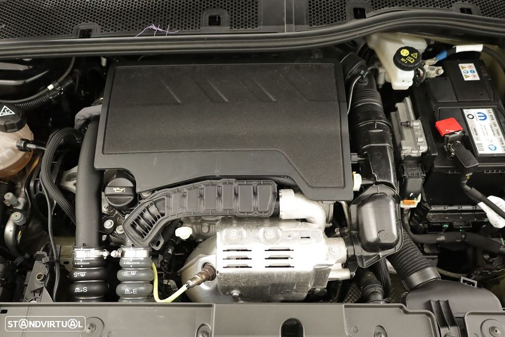 Peugeot 208 1.2 PureTech Style - 24