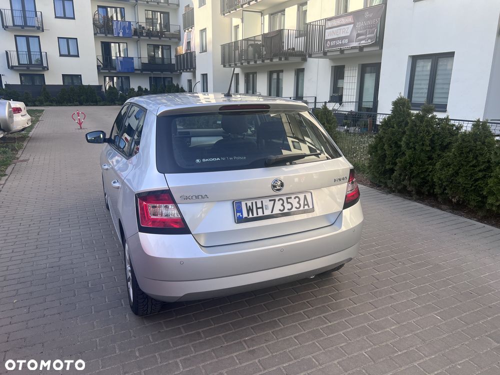Skoda Fabia - 8