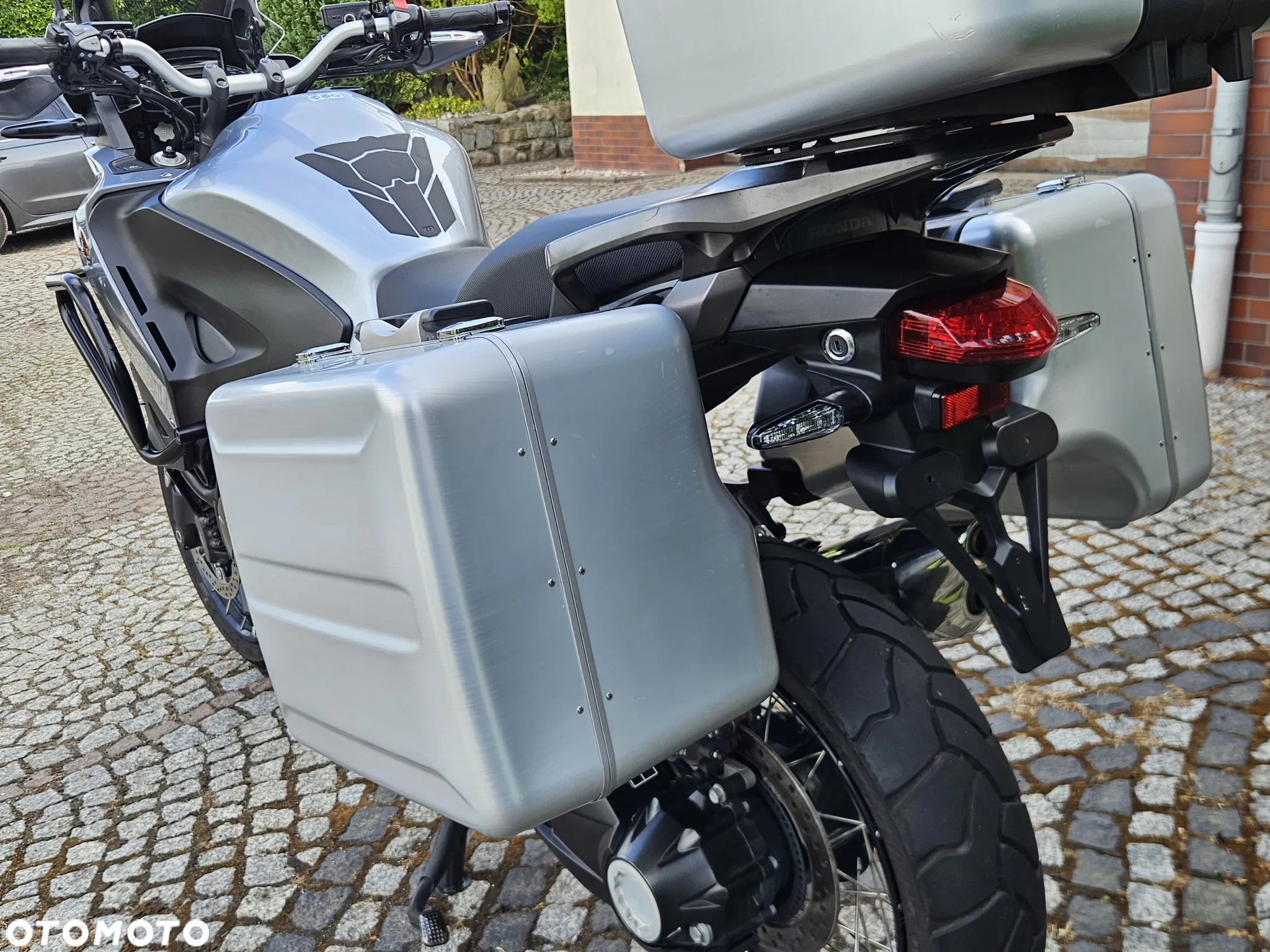 Honda VFR - 32