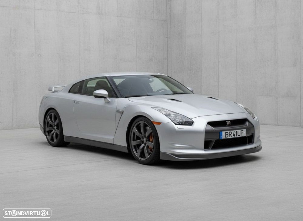 Nissan GT-R 3.8 V6 Premium Edition - 3