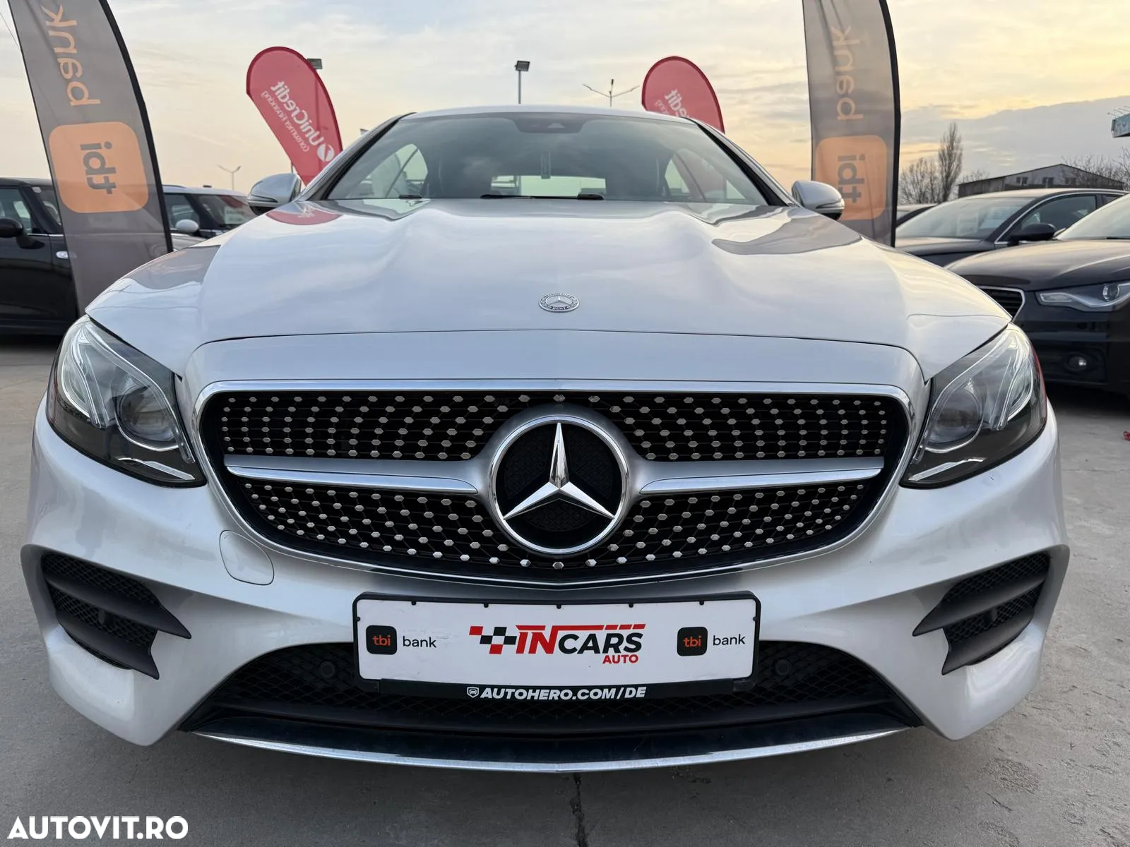 Mercedes-Benz E - 12