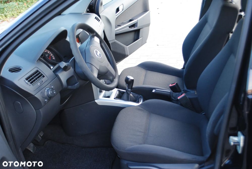 Opel Astra 1.6 Edition - 12