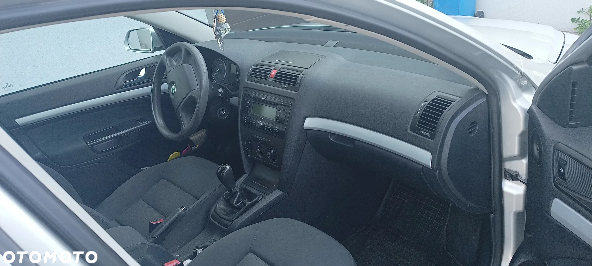 Skoda Octavia 1.6 Classic - 6