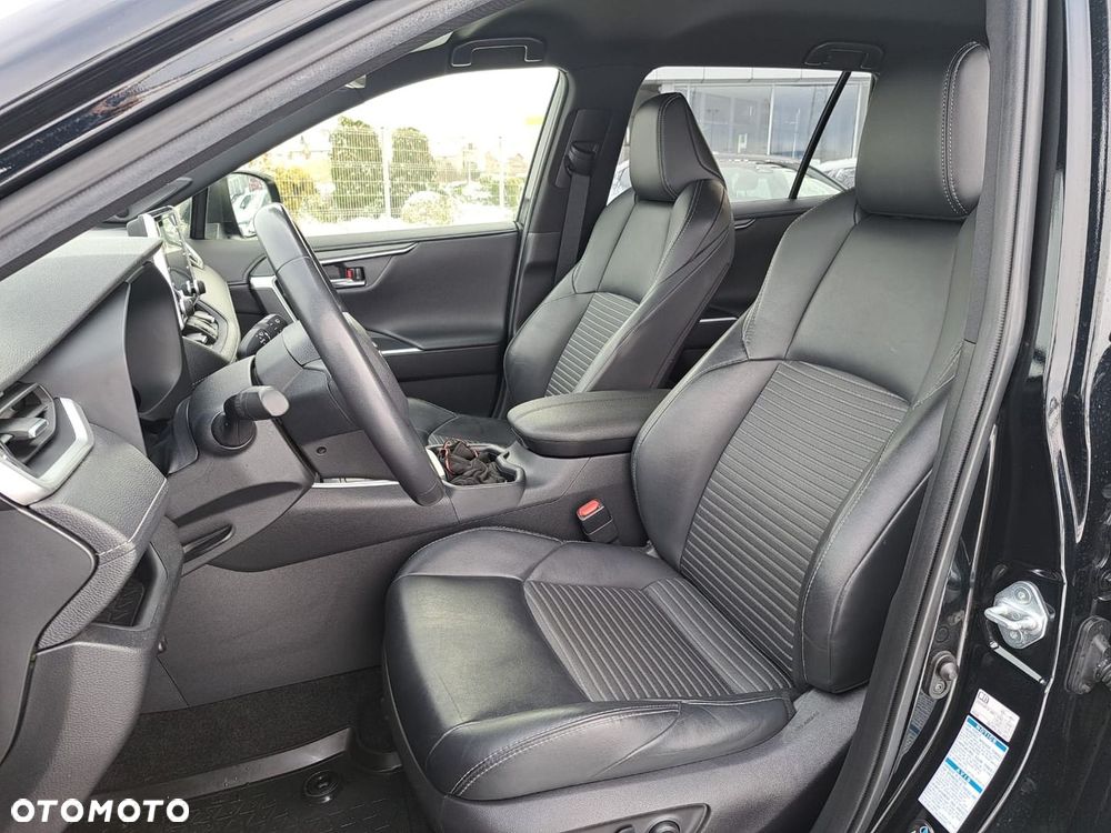 Toyota RAV4 2.5 Hybrid Black Edition by JBL 4x4 - 15