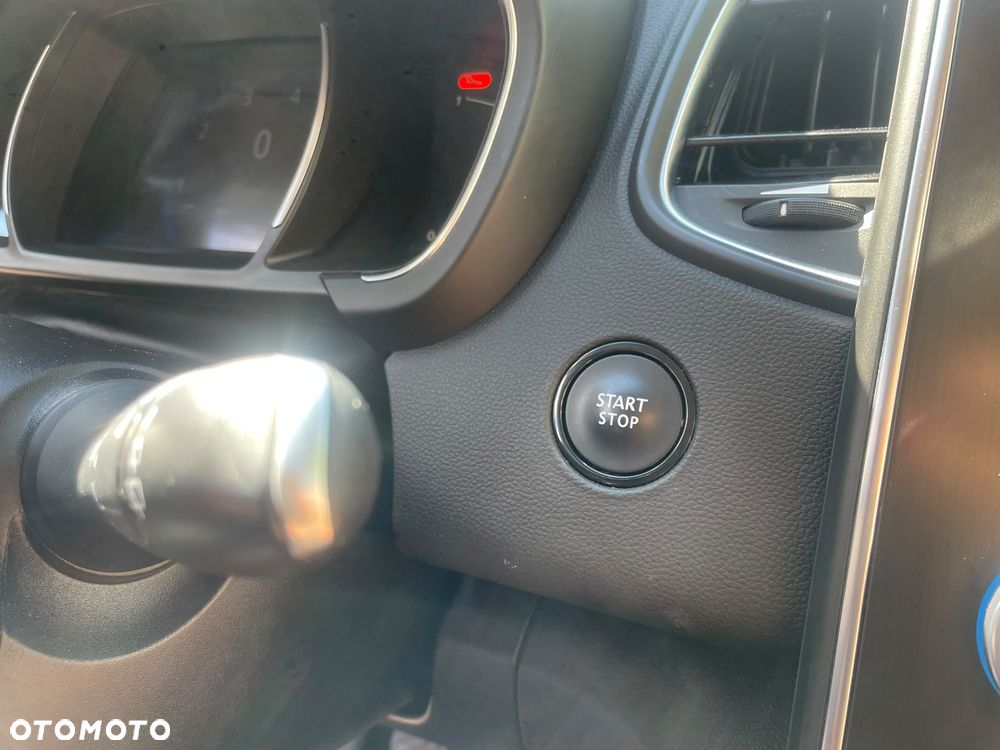 Renault Grand Scenic ENERGY TCe 140 LIMITED - 21