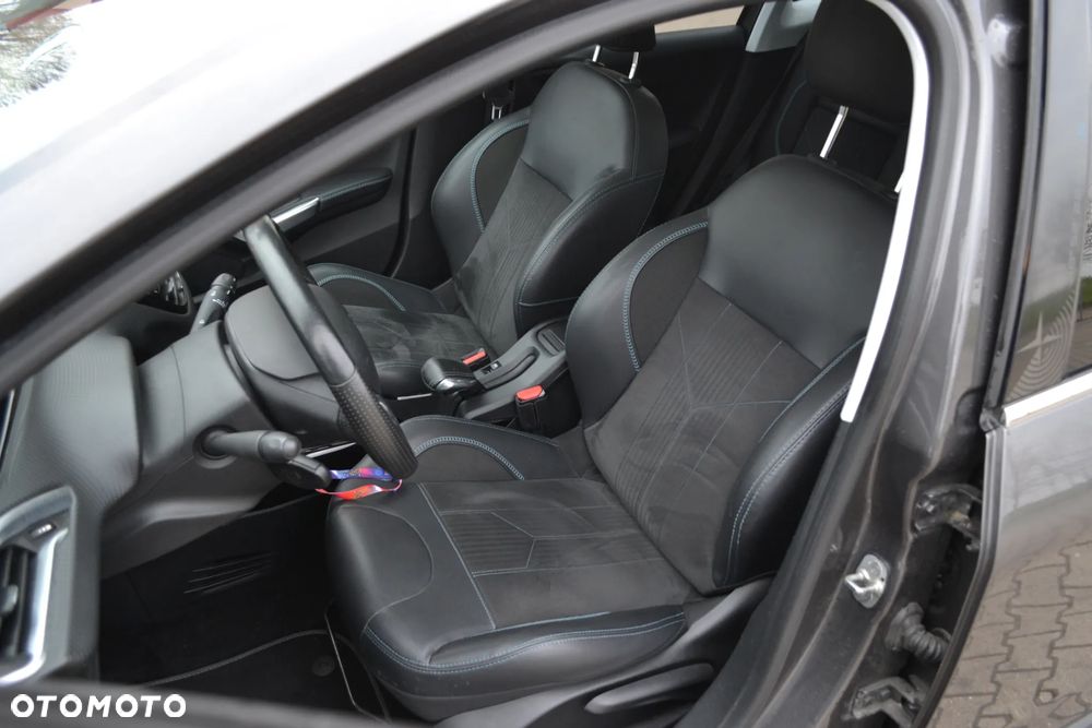 Peugeot 2008 PureTech 110 Stop&Start Crossway - 17