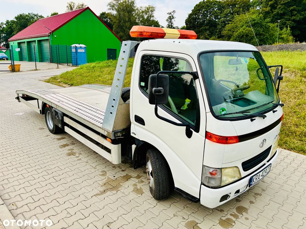 Toyota Dyna 150 - 16