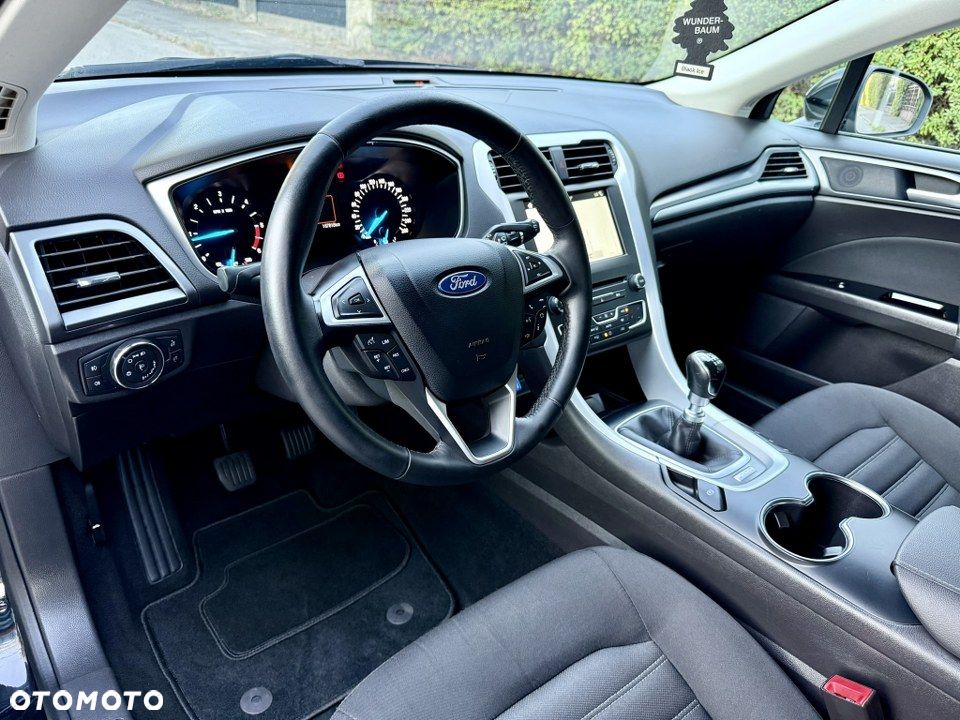 Ford Mondeo SW 2.0 TDCi S&S Titanium - 16