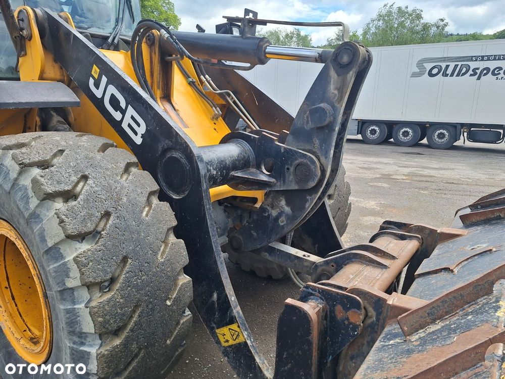 JCB 426 Ezx - 26