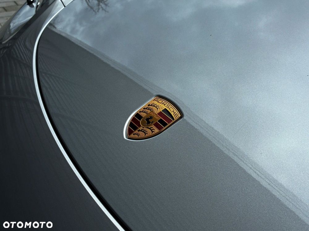 Porsche 718 Cayman - 10