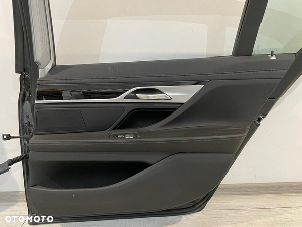 Roleta drzwi BMW 7 long G12 prawe tył roletka tylnych drzwi