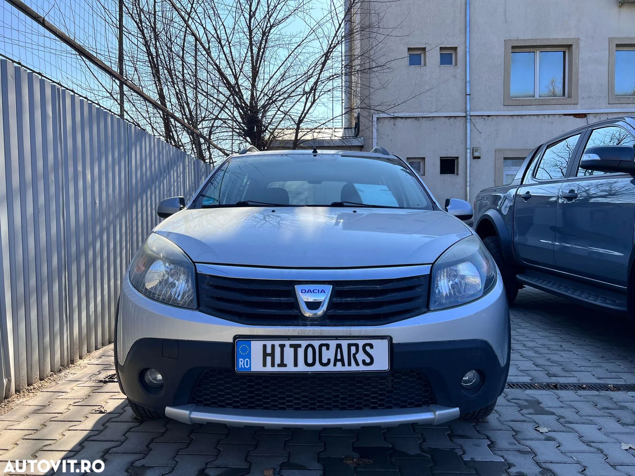 Dacia Sandero - 1