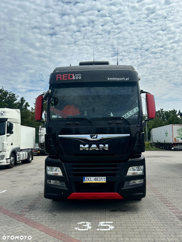 MAN TGX 18.500 XXL Red lion - 4