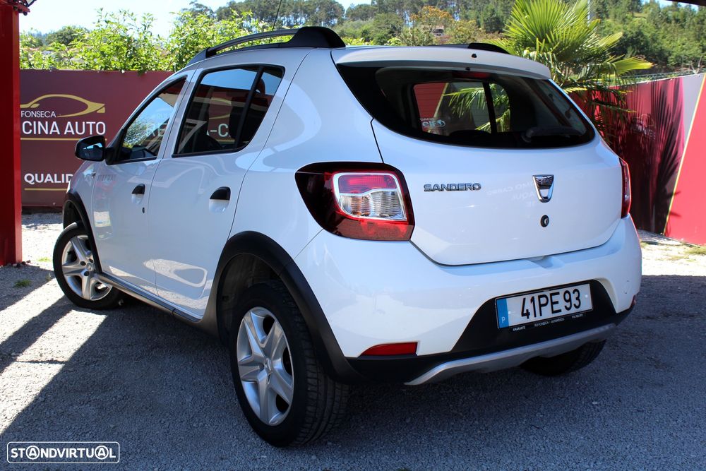 Dacia Sandero 0.9 TCe Stepway - 4