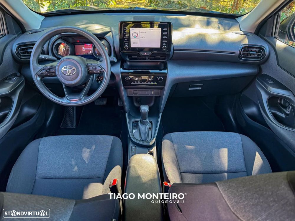 Toyota Yaris Cross 1.5 Hybrid Comfort Plus - 29