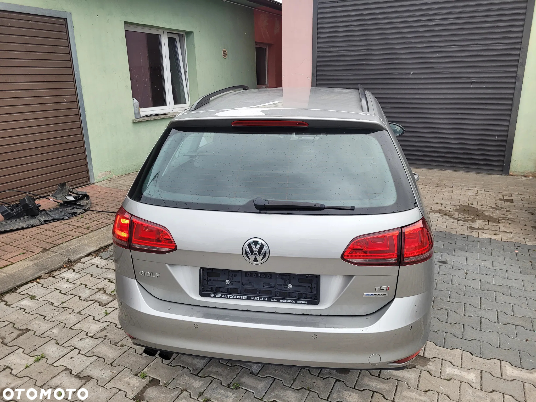 Volkswagen Golf - 17
