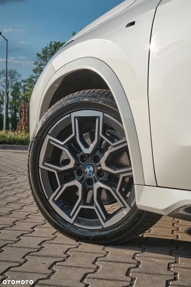 BMW X1 xDrive25i Sport Line sport - 14