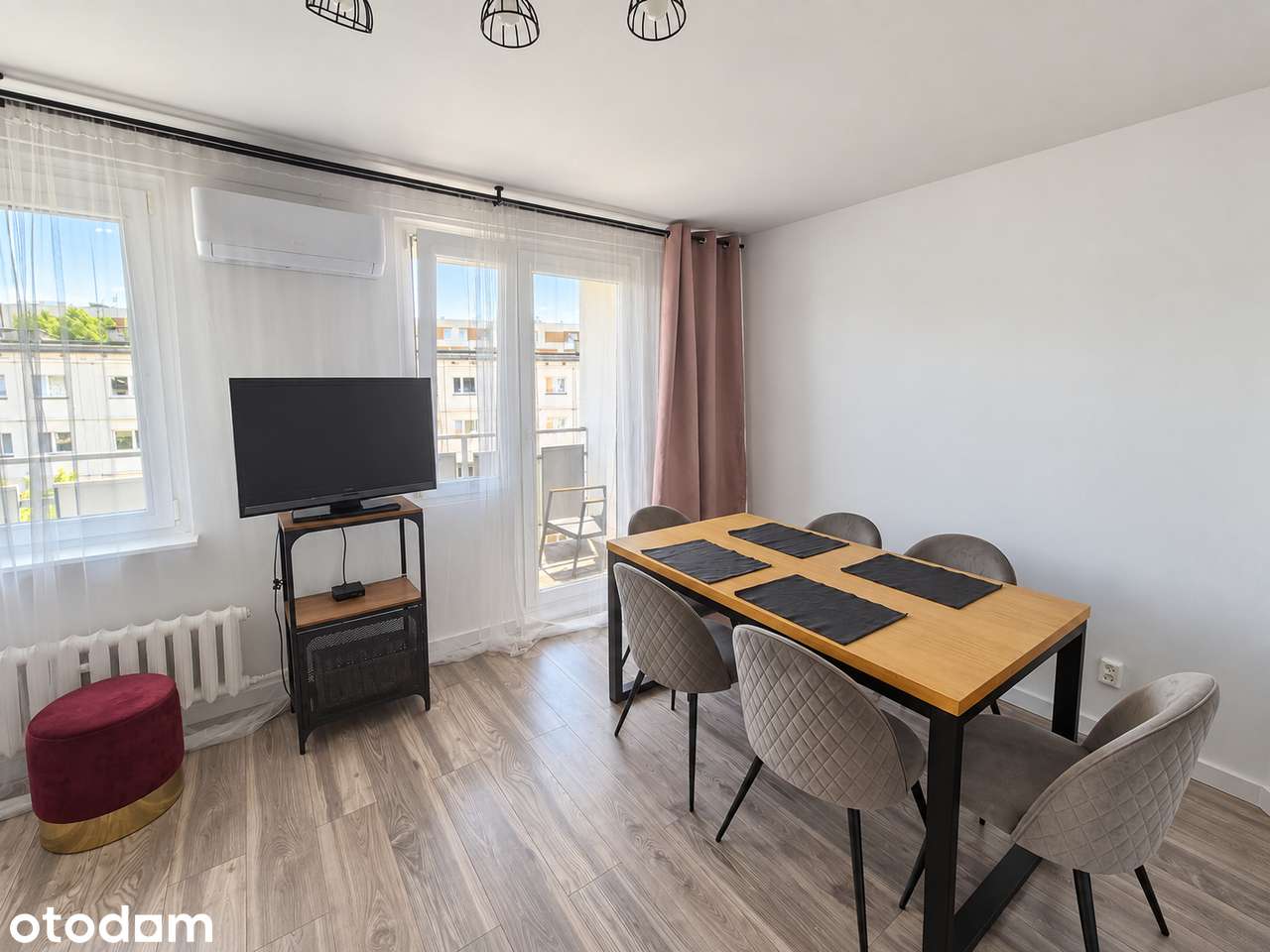63 m², osobna kuchnia i 3 pokoje + balkon | Piękna