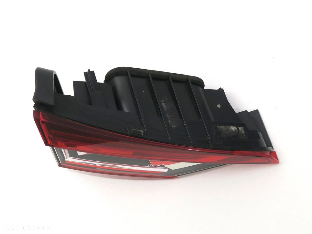 SKODA SUPERB 3 III kombi 3V9 Lampa LED klapa tył L ORYGINAŁ OE - 6