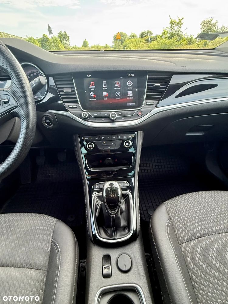 Opel Astra 1.6 T Elite S&S - 28