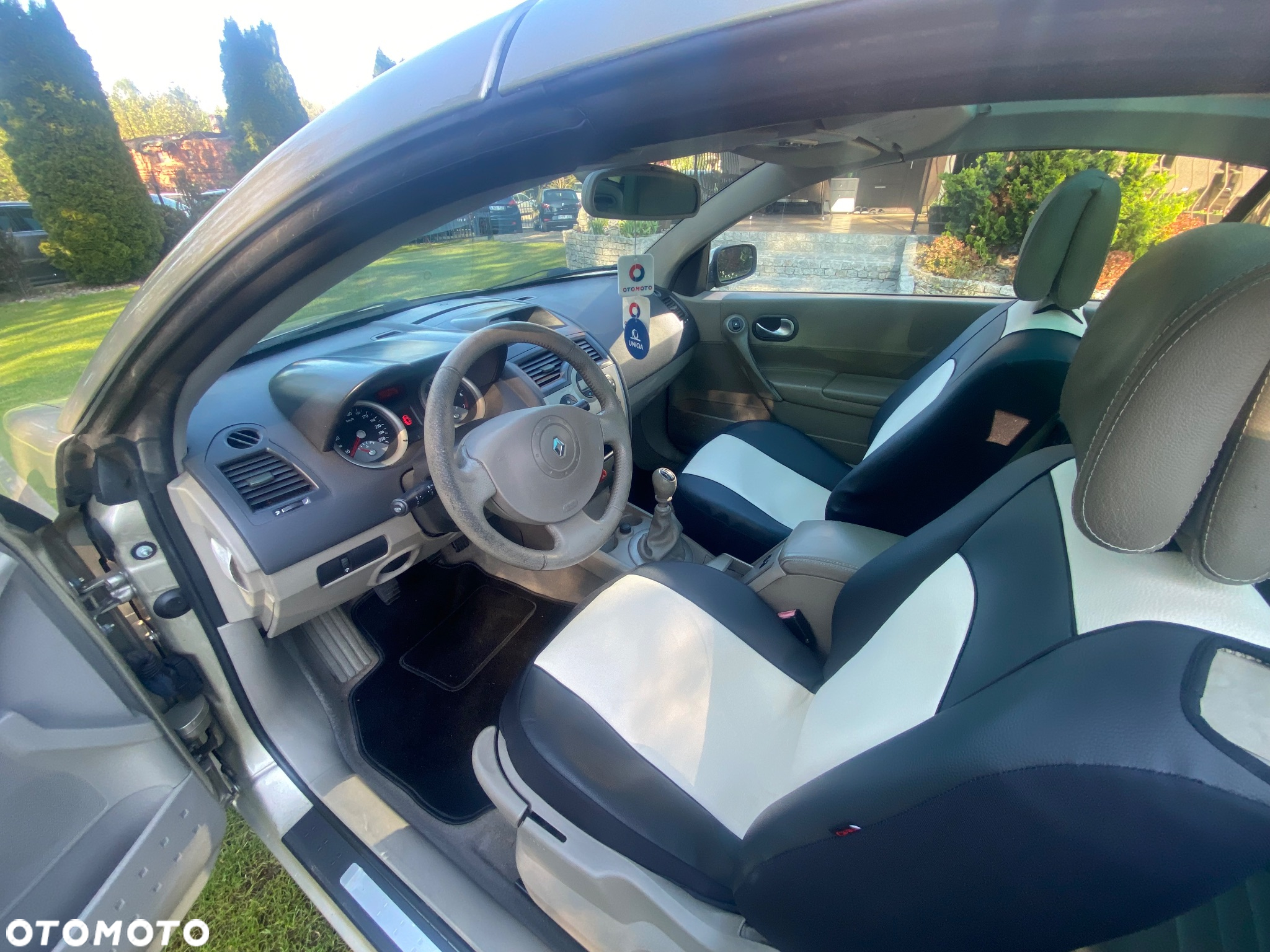 Renault Megane CC 2.0 Luxe Privilege - 5