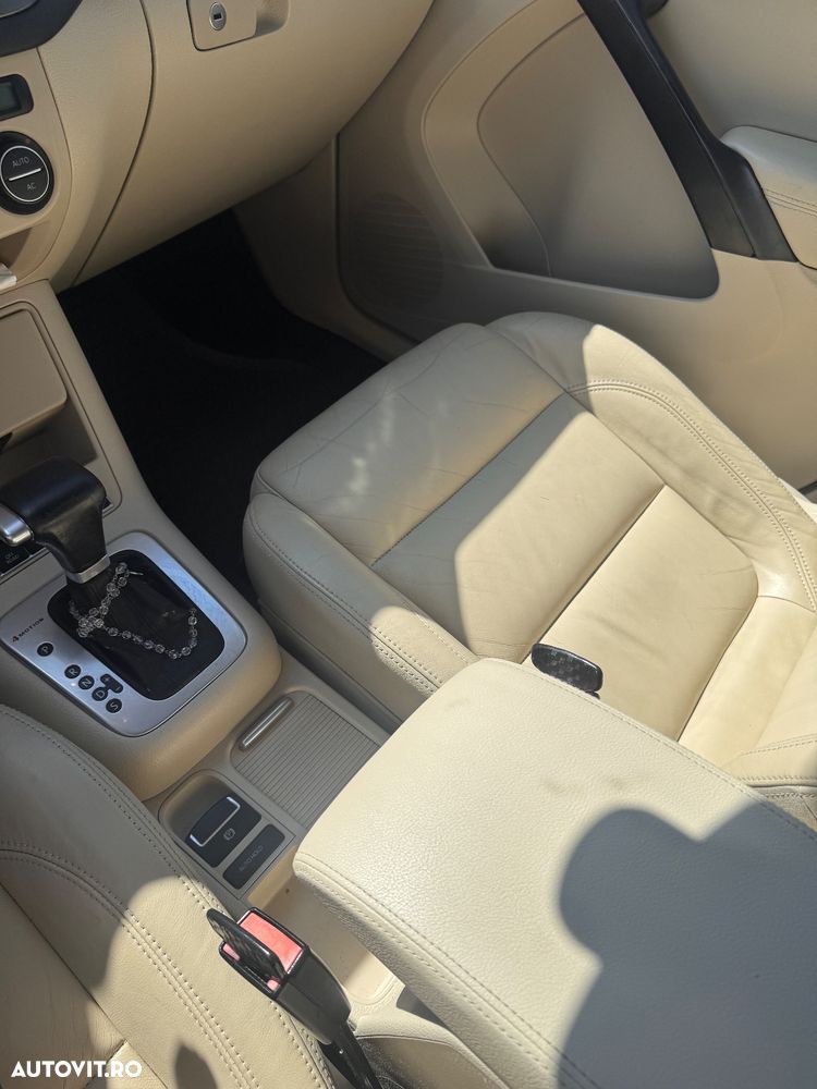 Volkswagen Tiguan - 7
