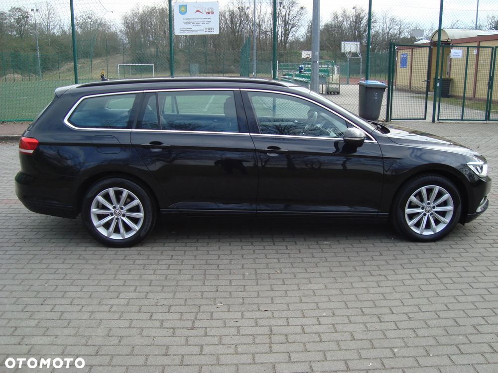 Volkswagen Passat 2.0 TDI (BlueMotion Technology) DSG Comfortline - 8