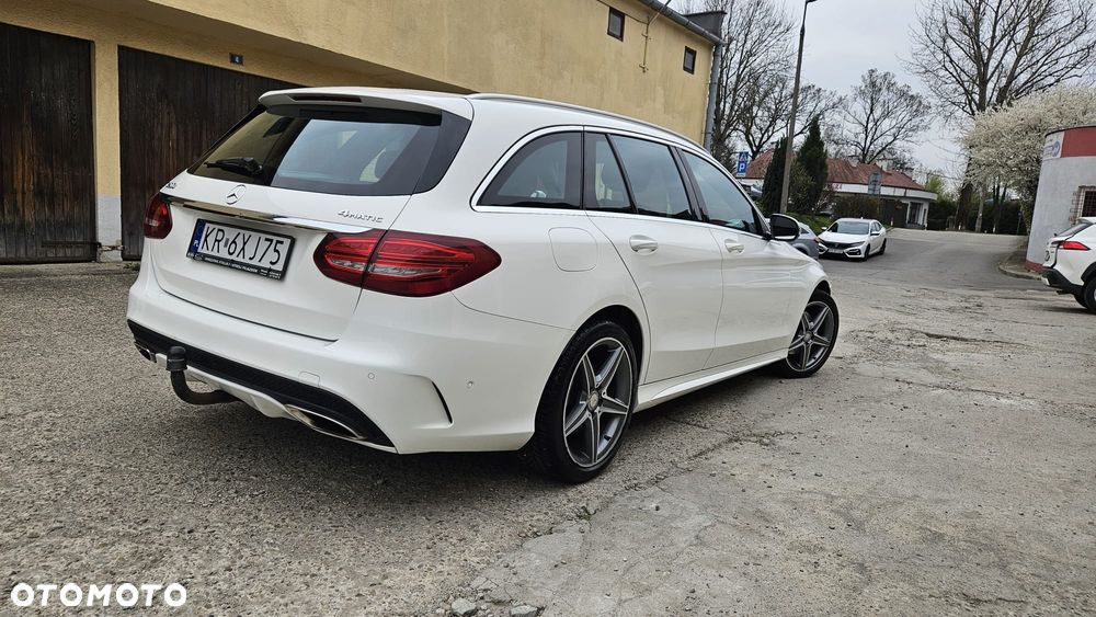 Mercedes-Benz Klasa C 200 4-Matic 7G-TRONIC - 3