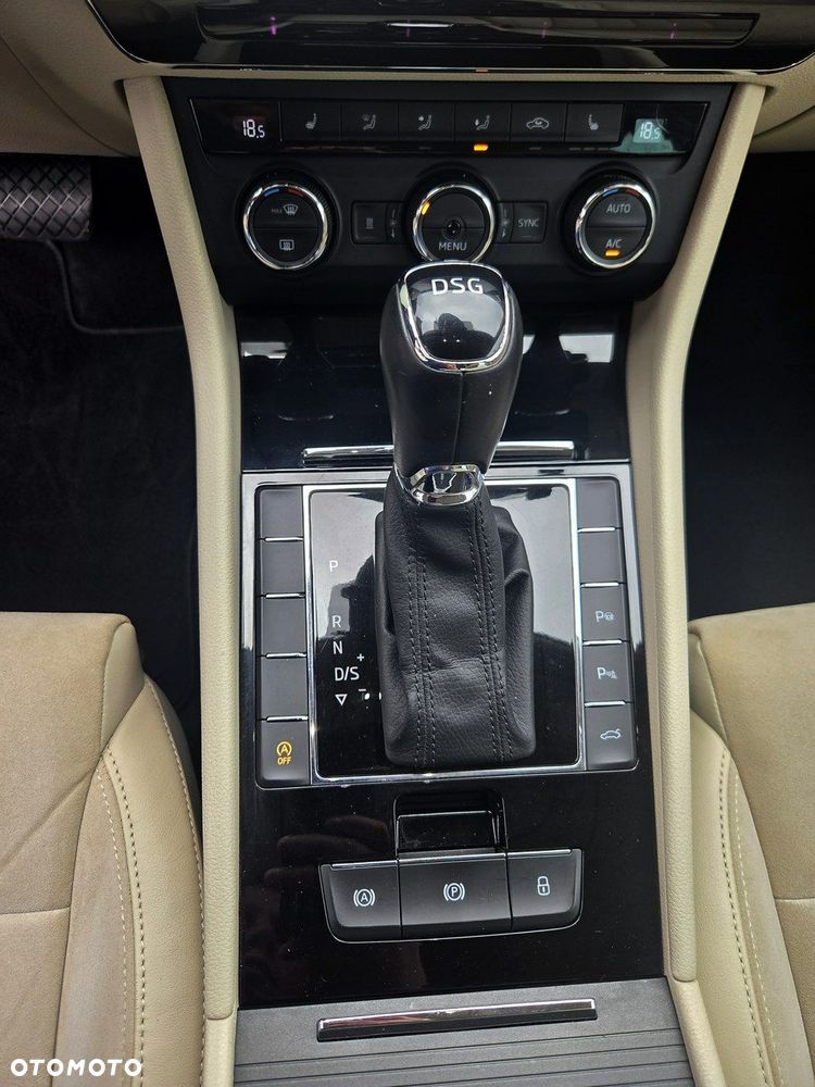 Skoda Superb 1.8 TSI Sportline DSG - 21