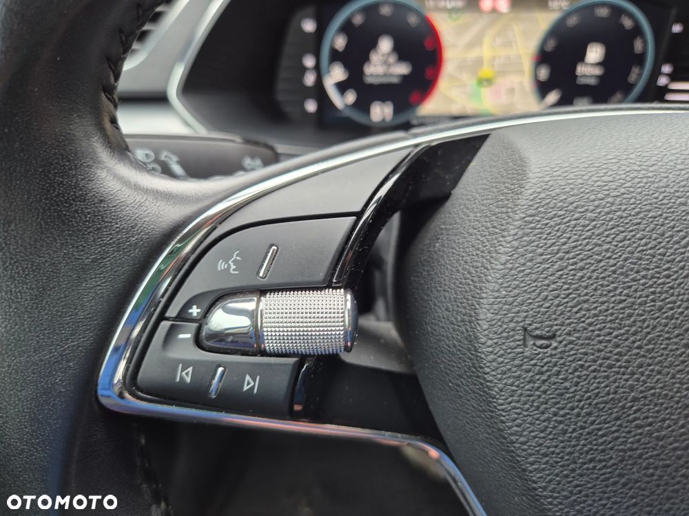 Skoda Superb 2.0 TDI SCR Ambition DSG - 11