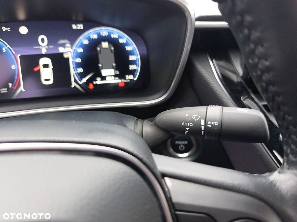 Toyota Corolla 1.8 Hybrid Comfort - 39