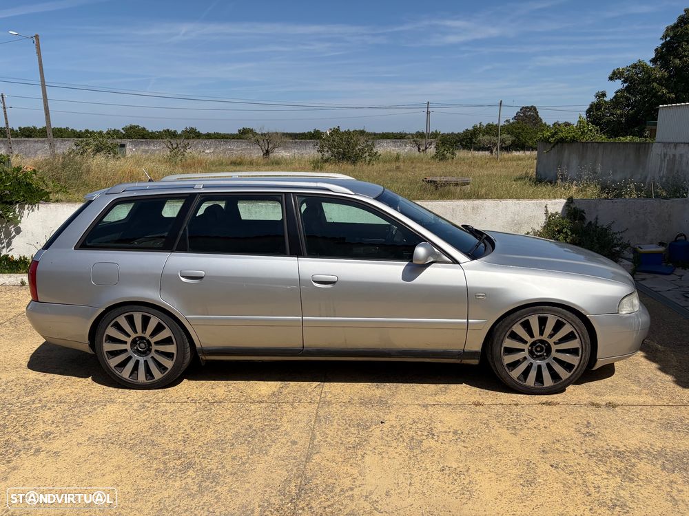 Audi A4 Avant 1.9 TDI Attraction - 11